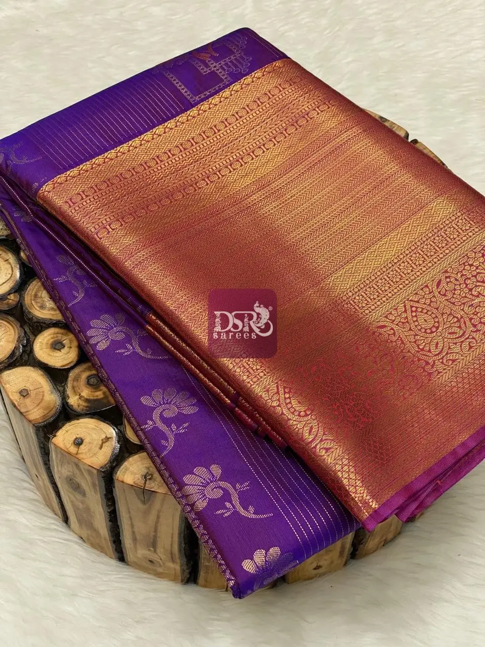 Premium Kanchi Lines Design