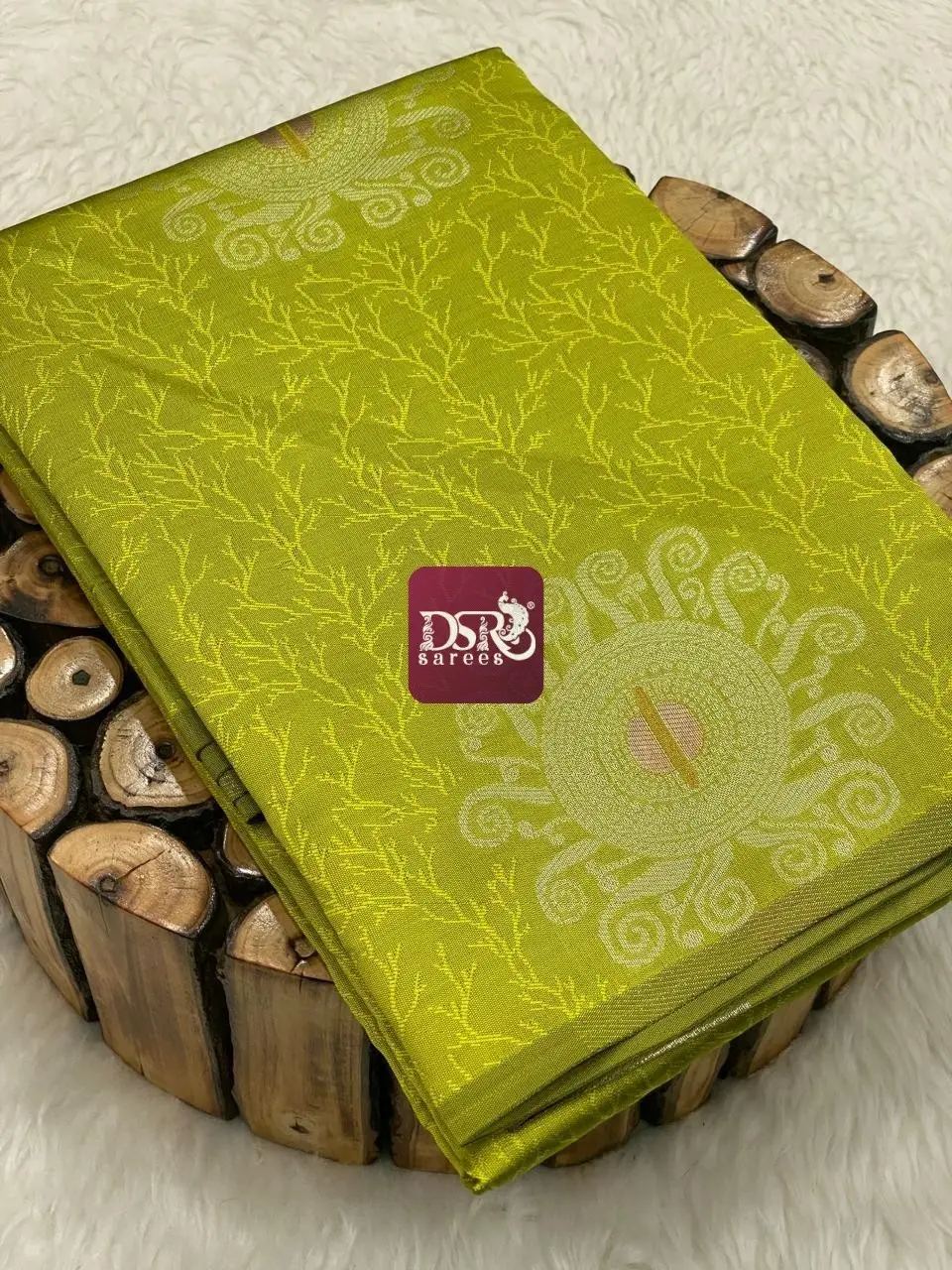 Borderless Emboss Sarees