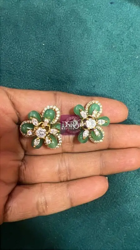 Earings Collections