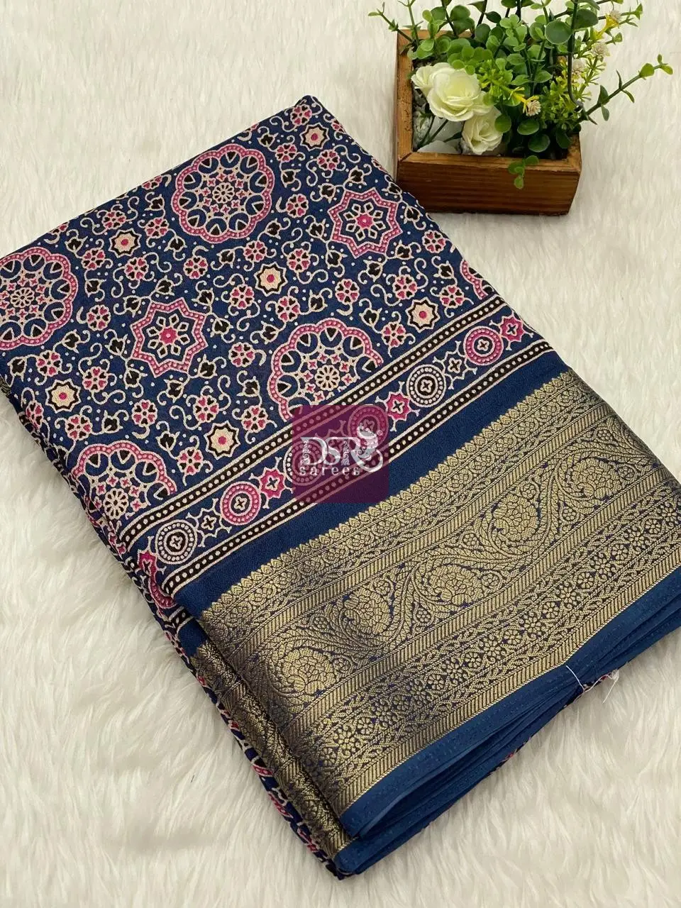 Georgette Dola Saree