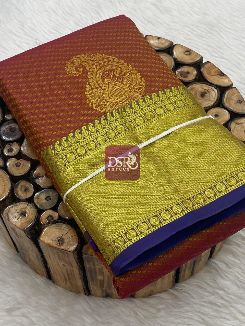 Self Embose Udal Butta Sarees