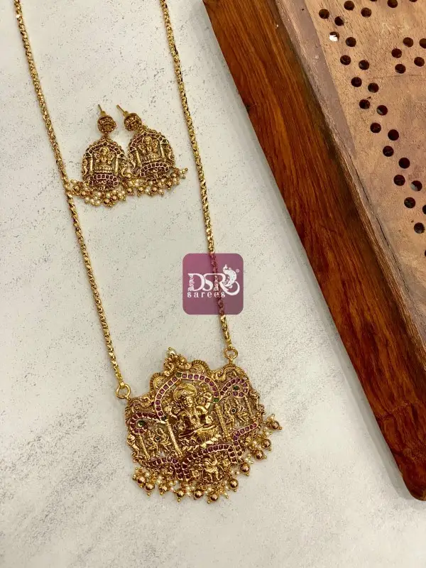 Dolar Chain