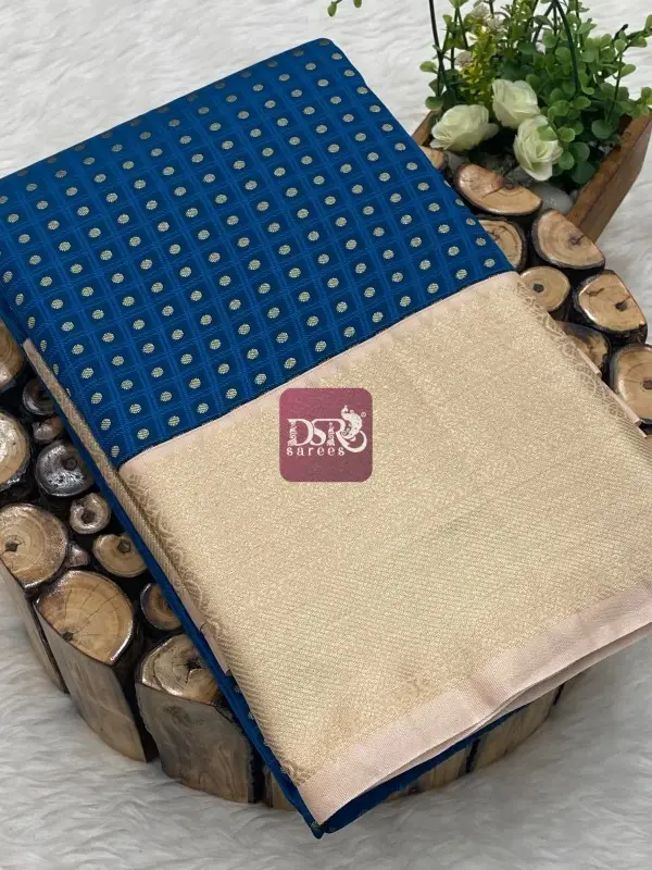 1000 Butta Korvai Border Saree