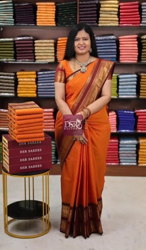 Chettinadu Cotton Sarees W/B