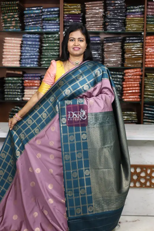 Square Border Premium Kanchi