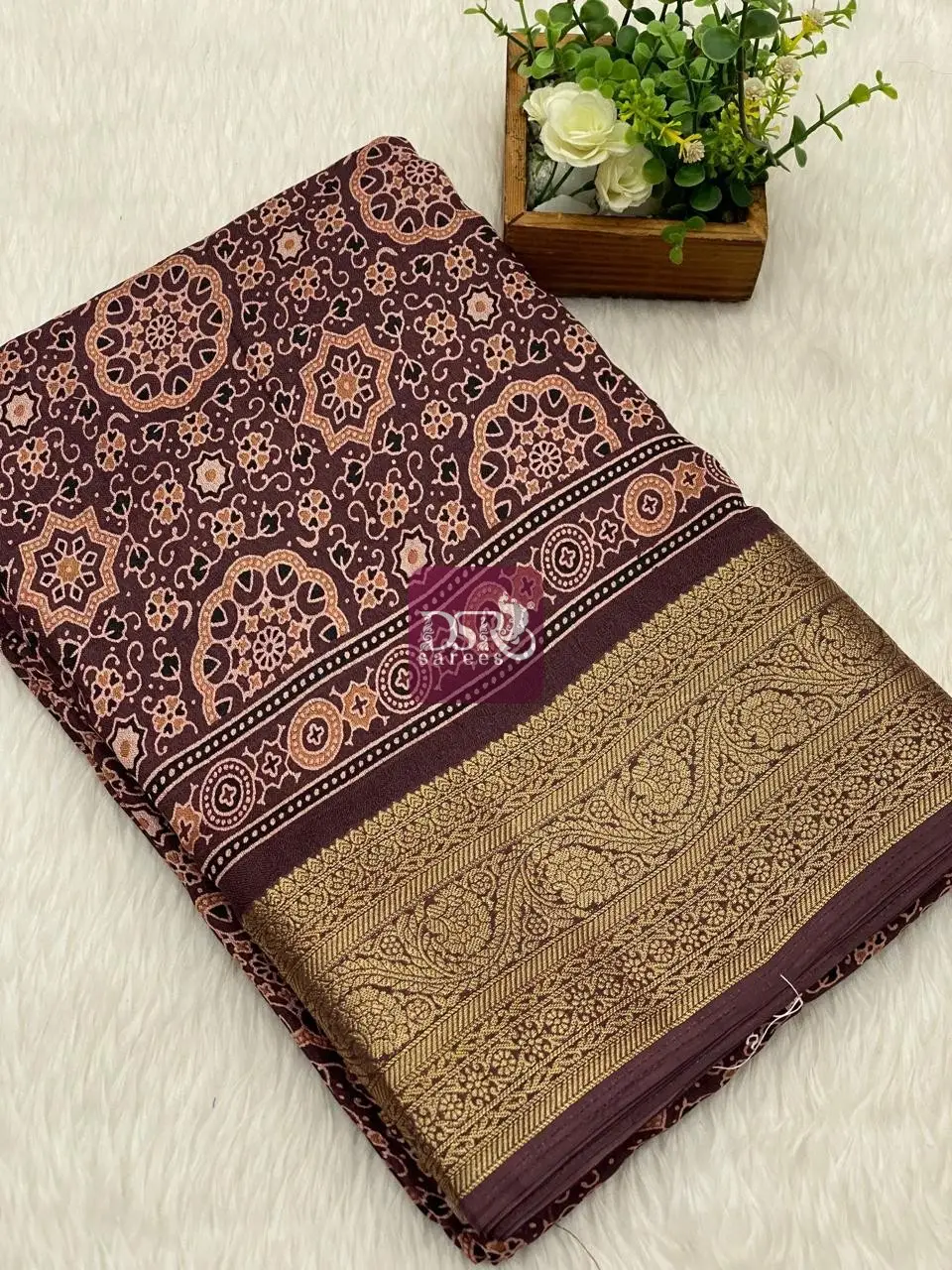 Georgette Dola Saree