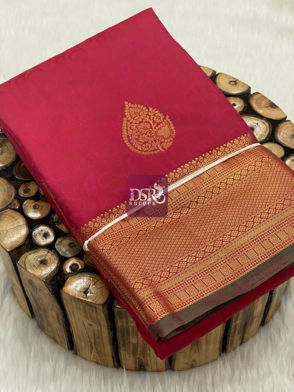 Jacquard Kanchi Pattu Sarees