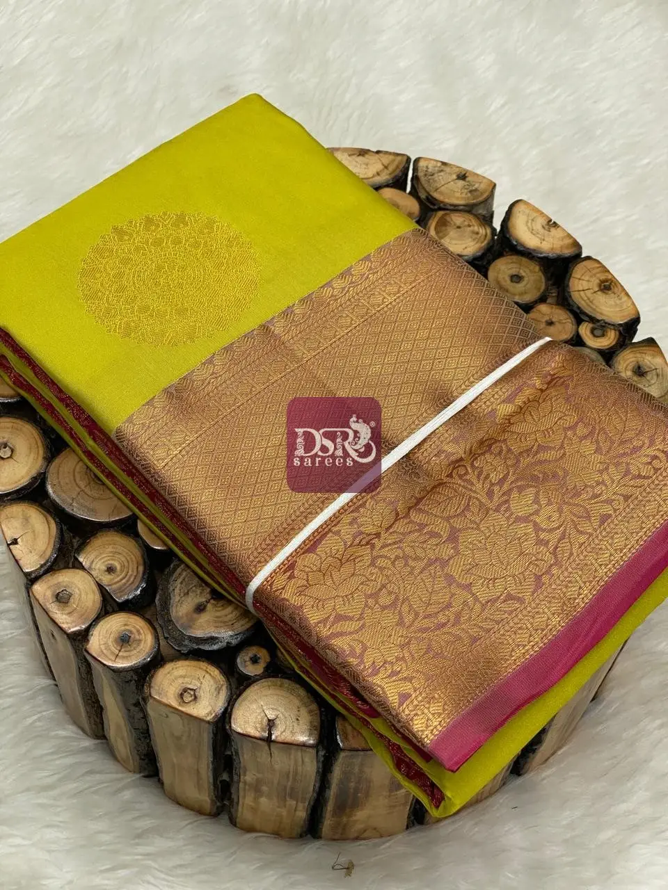 Premium Kanchi Udal Butta Saree