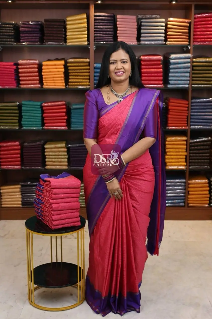 Arani Vairaooshi Soft Silk Saree