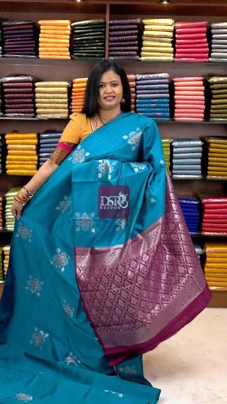 Borderless Emboss Sarees