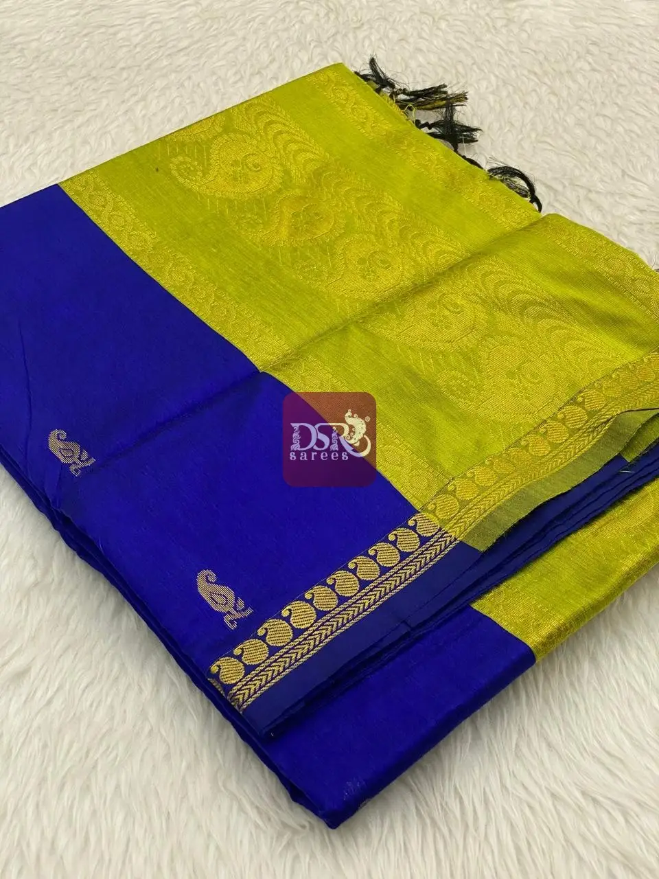 Traditional Kalyani Cotton Zari Checked Saree in Orange – Soft Lightweight Daily Wear Saree with Rich Pallu