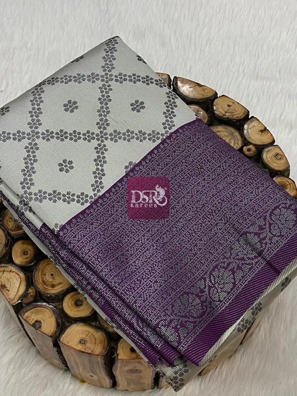 Chandravadhana saree
