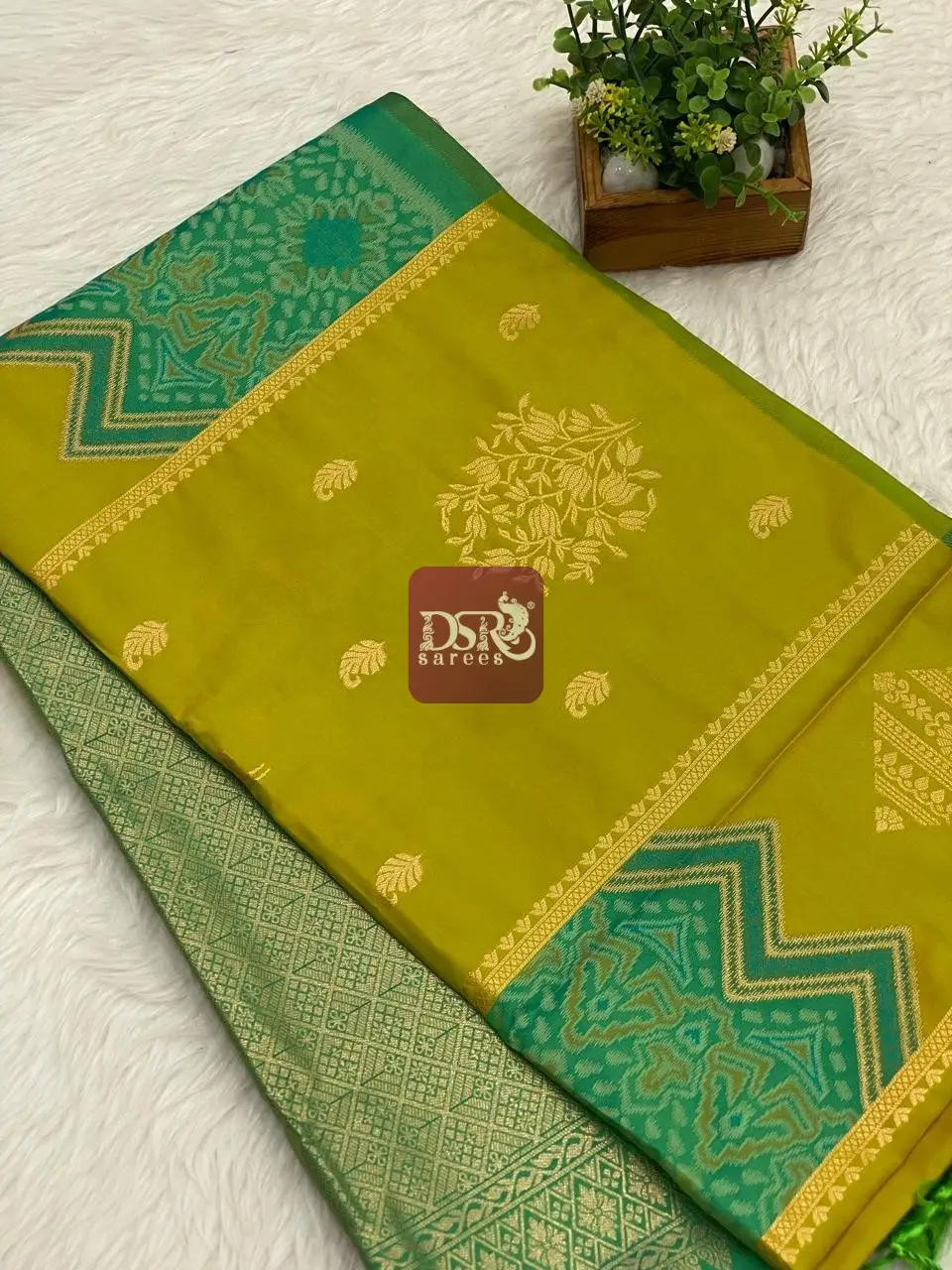 Pochampally Luxury Silk Saree