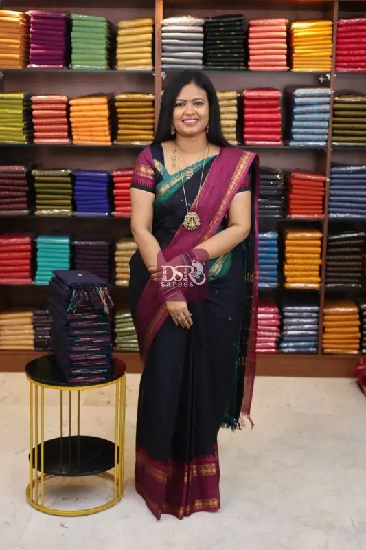 80's Count Chettinadu Sarees W/B