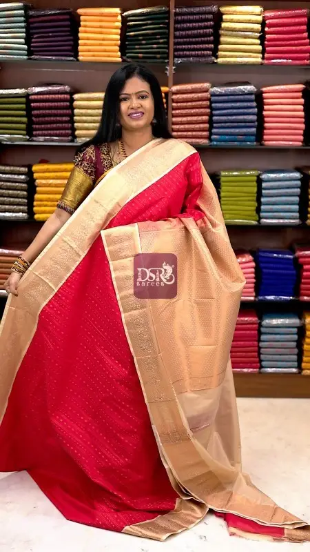 1000 Butta Korvai Border Saree