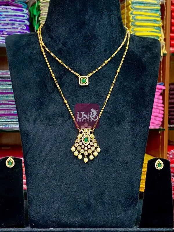 Double Layer Chain