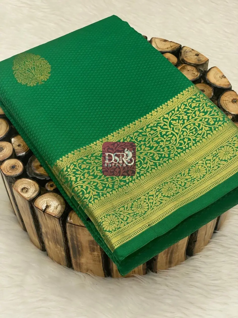 Jacquard Kanchi Pattu Sarees