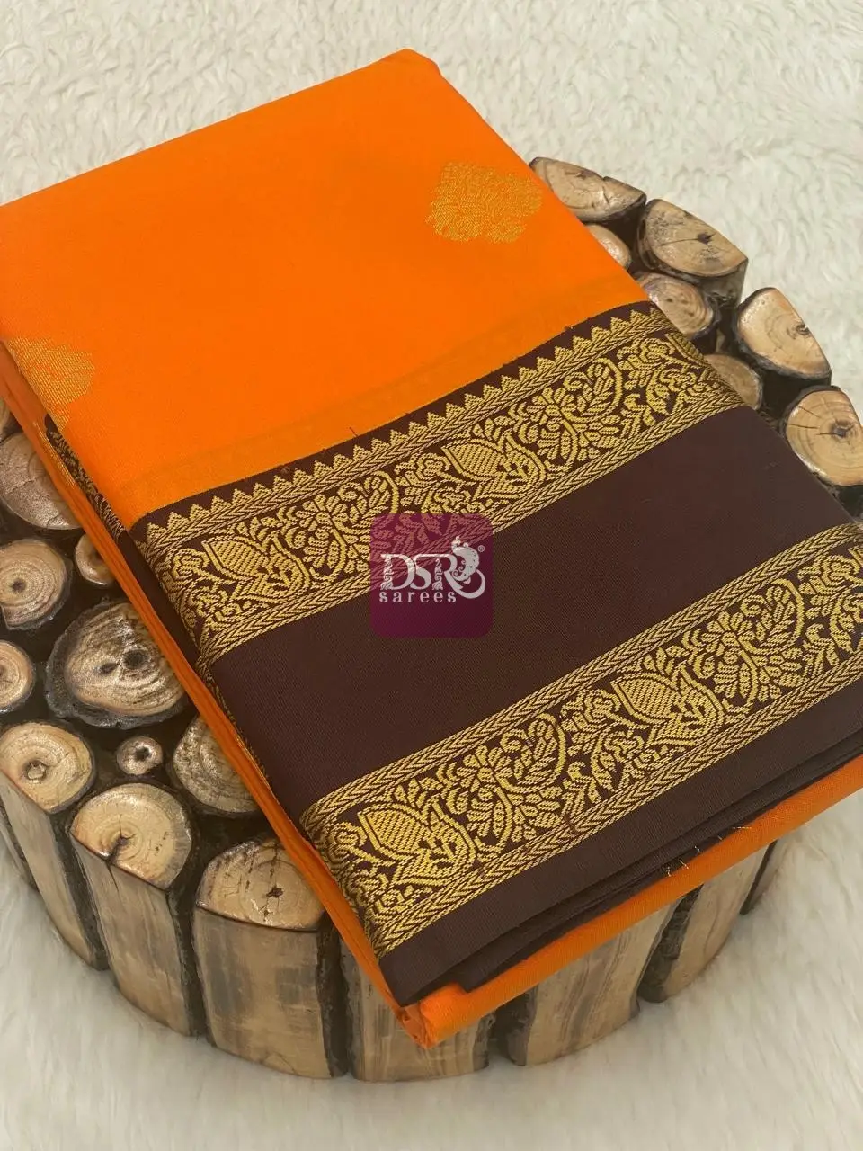 1000 Butta Korvai Border Saree