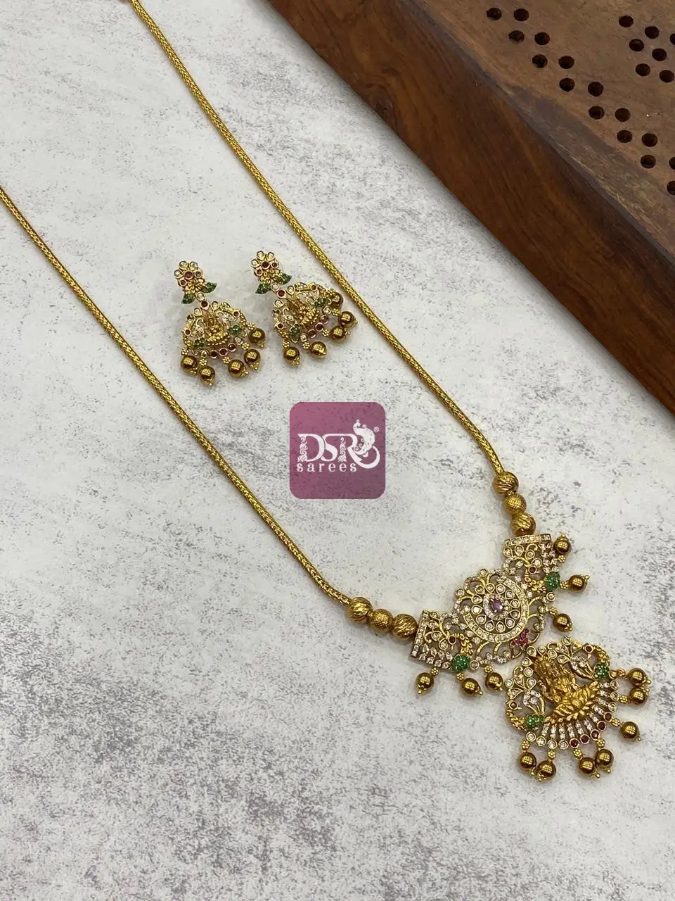 Dolar Chain