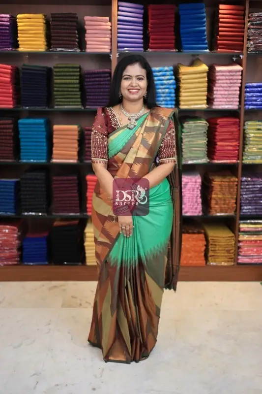 Premium Kanchi Temple Pattu Sarees