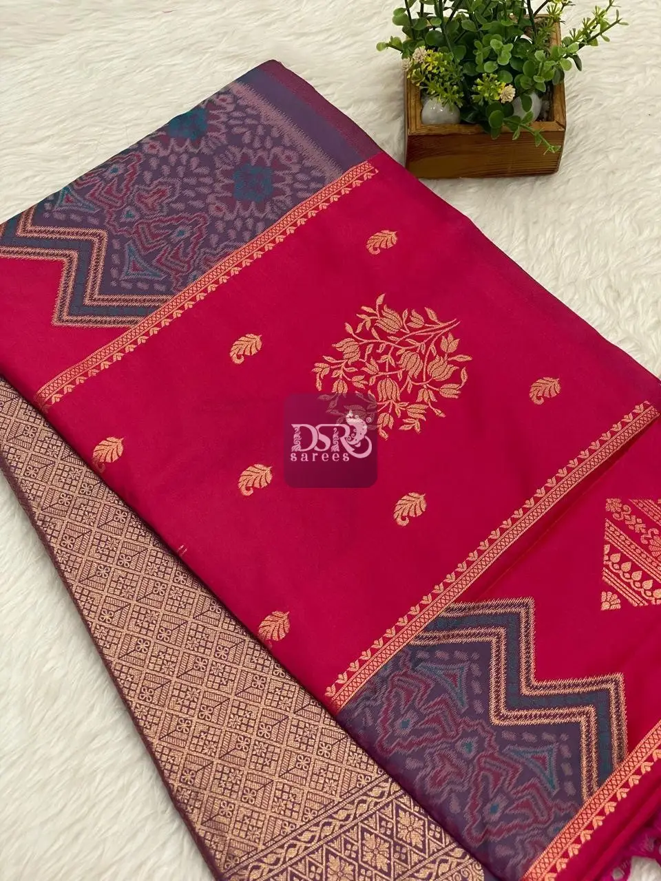 Pochampally Luxury Silk Saree