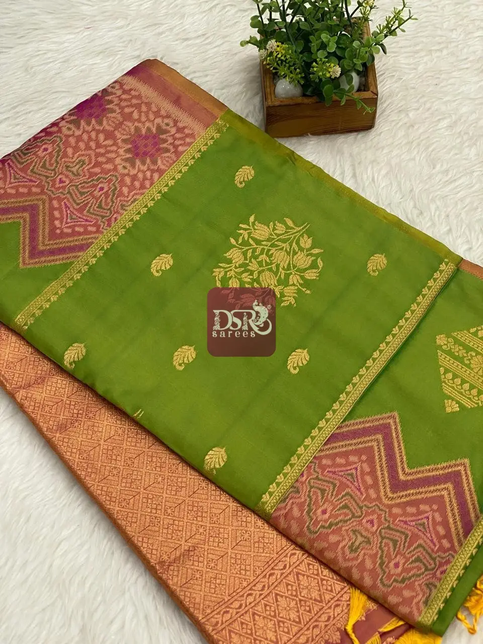 Pochampally Luxury Silk Saree