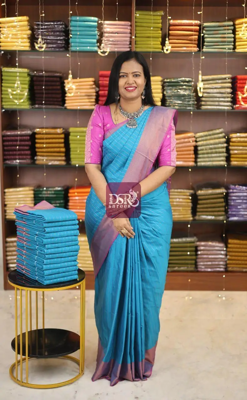 Arani Vairaooshi Soft Silk Saree