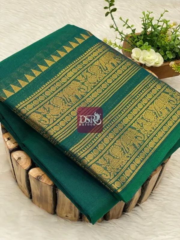 Chettinadu Cotton Sarees W/B