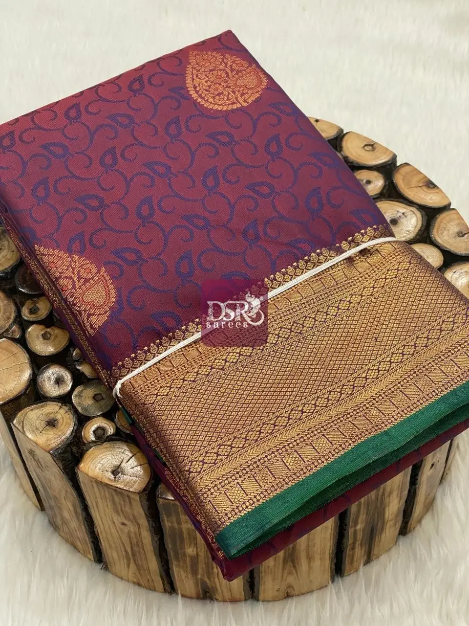 Jacquard Kanchi Pattu Sarees