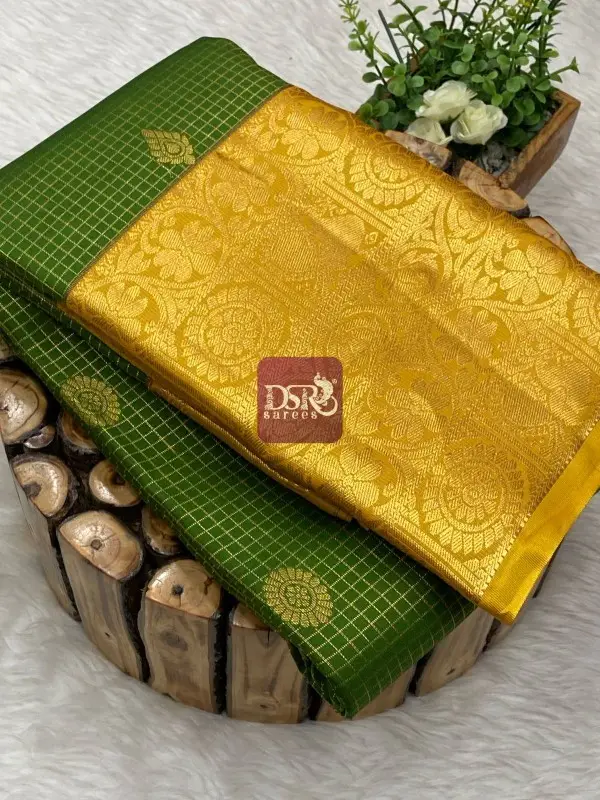 Vairaooshi Bridal Saree