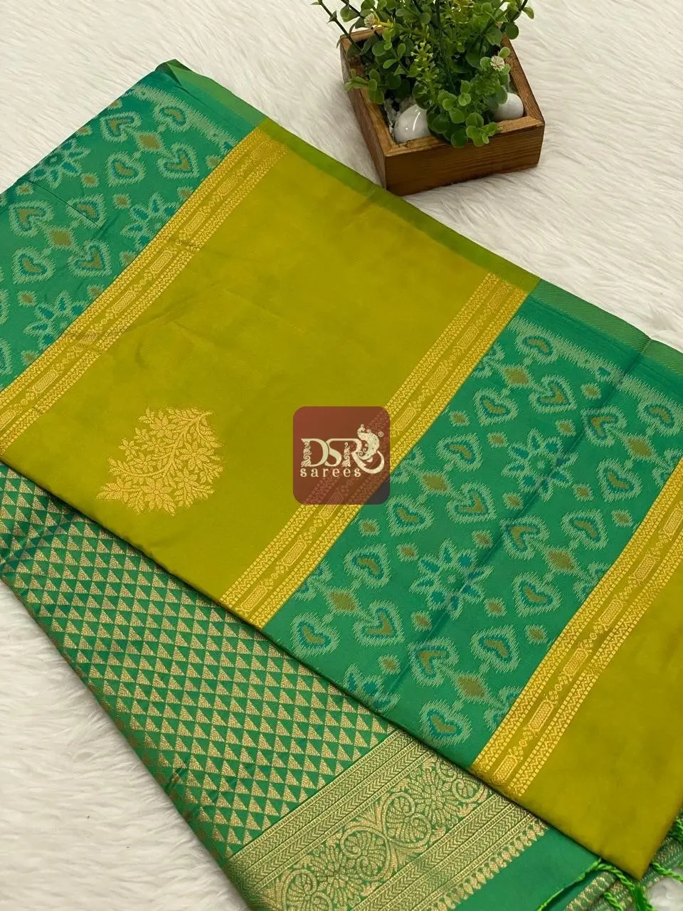 Pochampally Luxury Silk Saree
