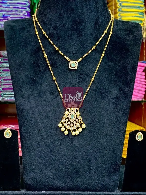 Double Layer Chain