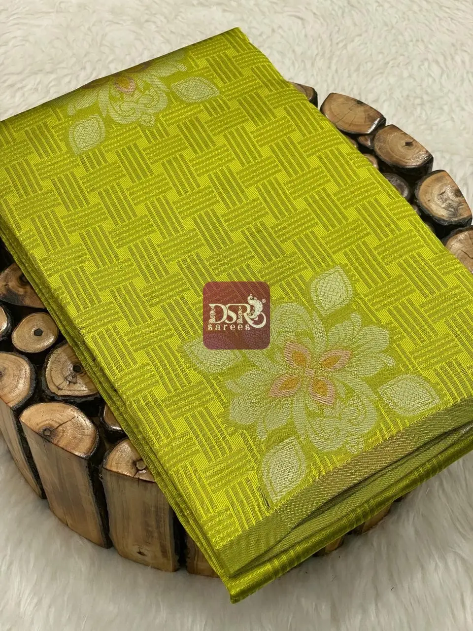 Borderless Emboss Sarees