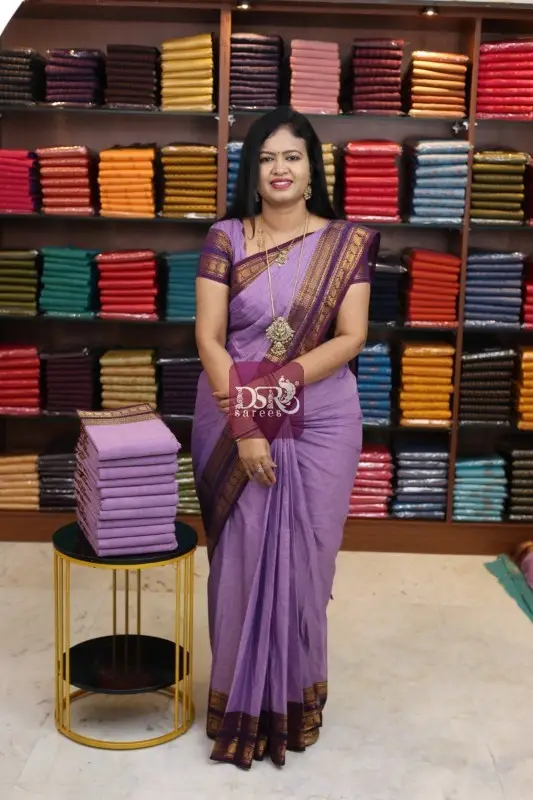 80's Count Chettinadu Sarees W/B
