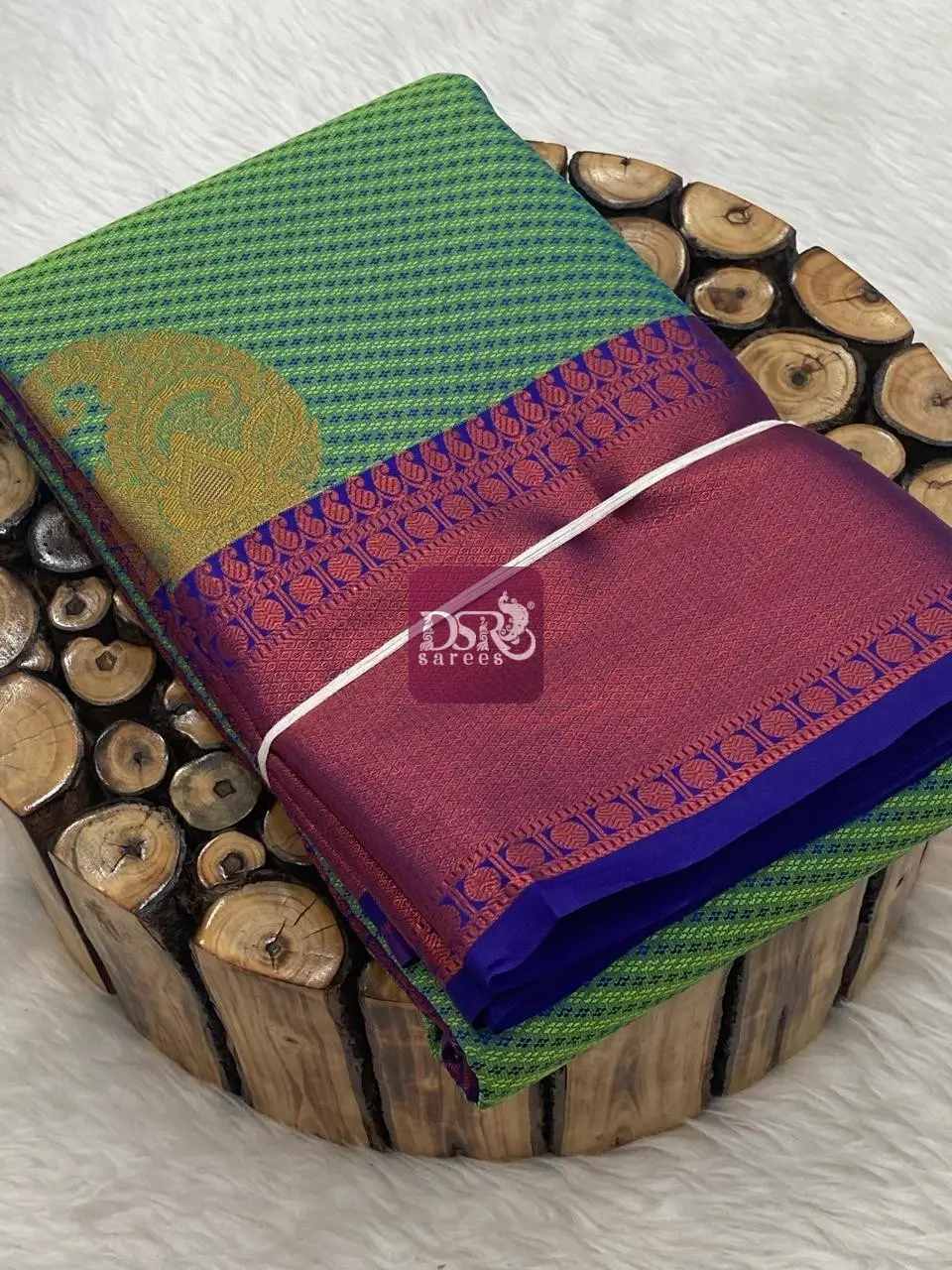 Self Embose Udal Butta Sarees