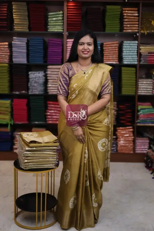 Vairaooshi Semi Dola Saree