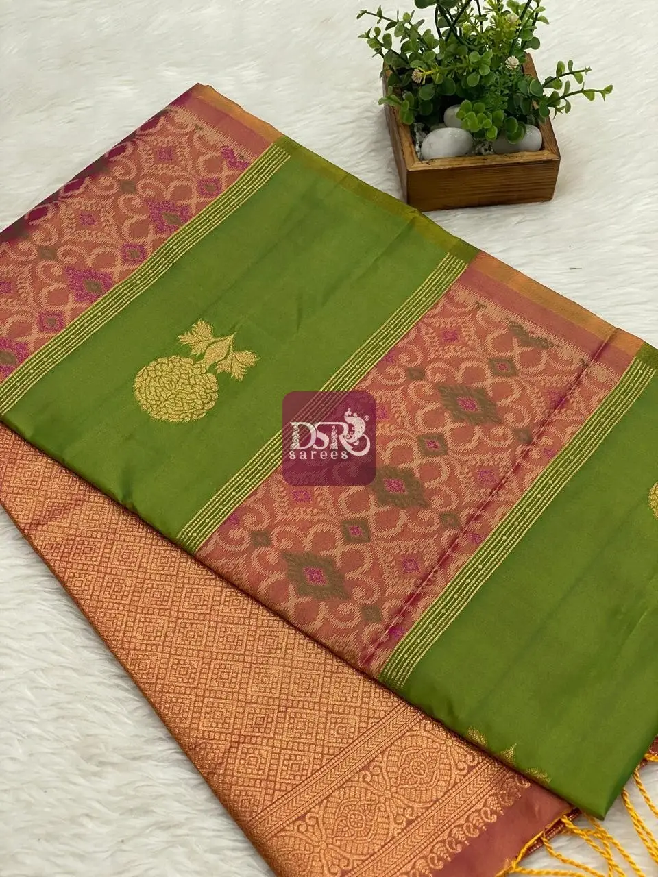 Pochampally Luxury Silk Saree