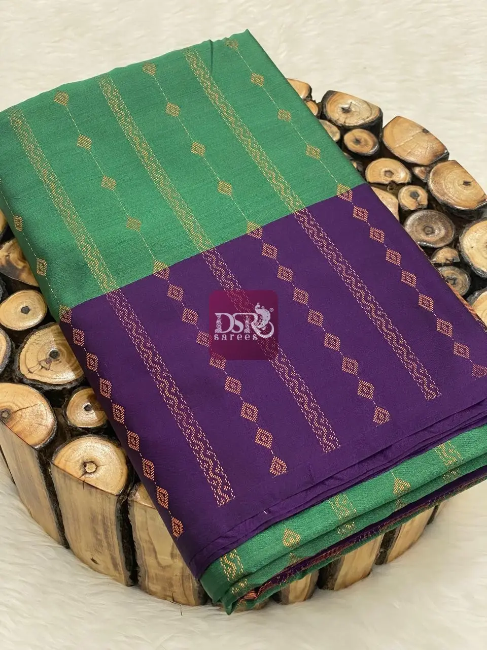 Vairaooshi  Slub Silk Saree