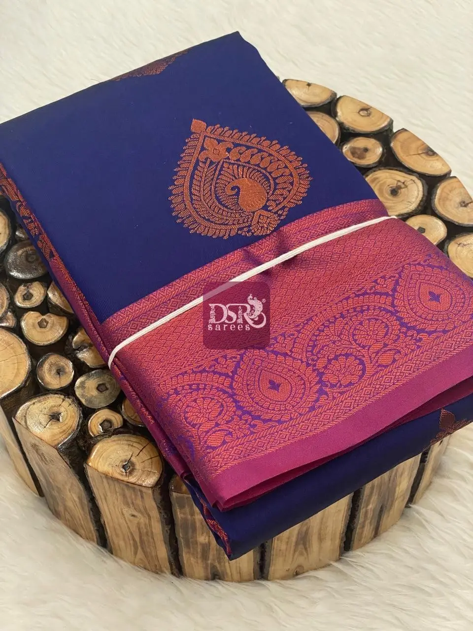 Self Embose Udal Butta Sarees