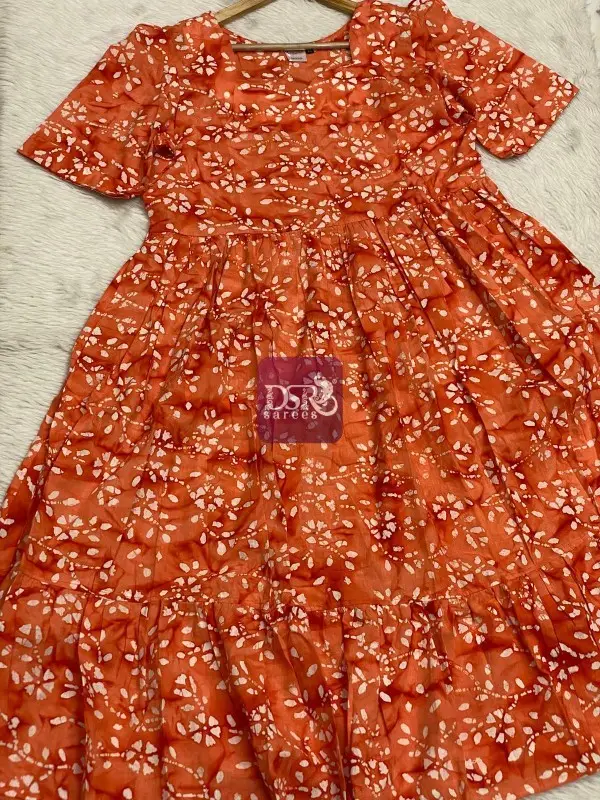 499- Offer Kurtis Side Open Top