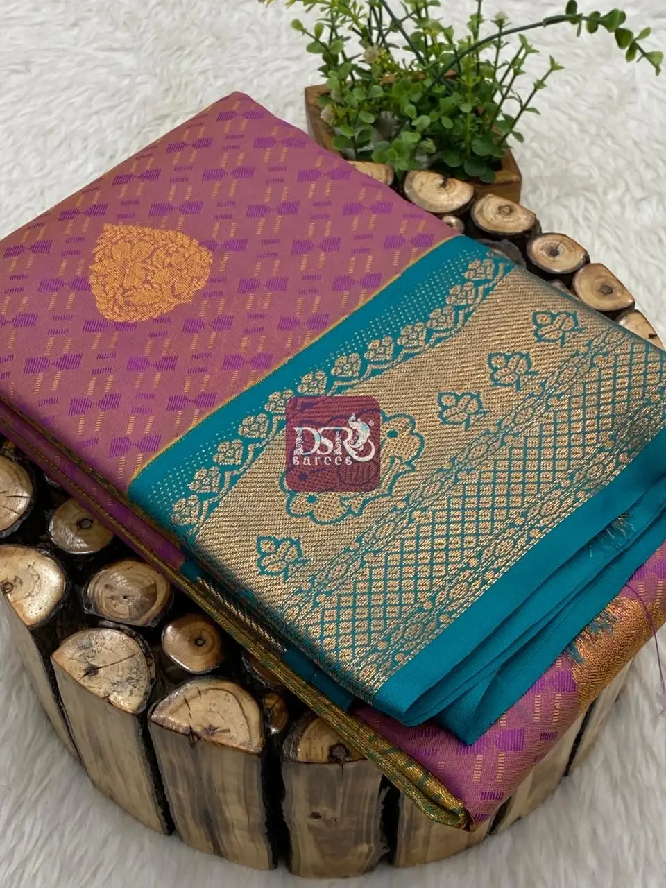 Korvai Border Embose Soft Silk