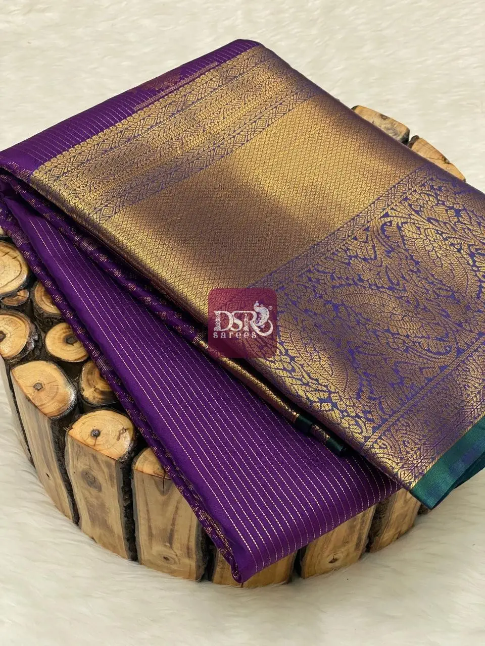 Premium Kanchi Lines Design