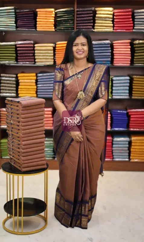 Chettinadu Cotton Sarees W/B
