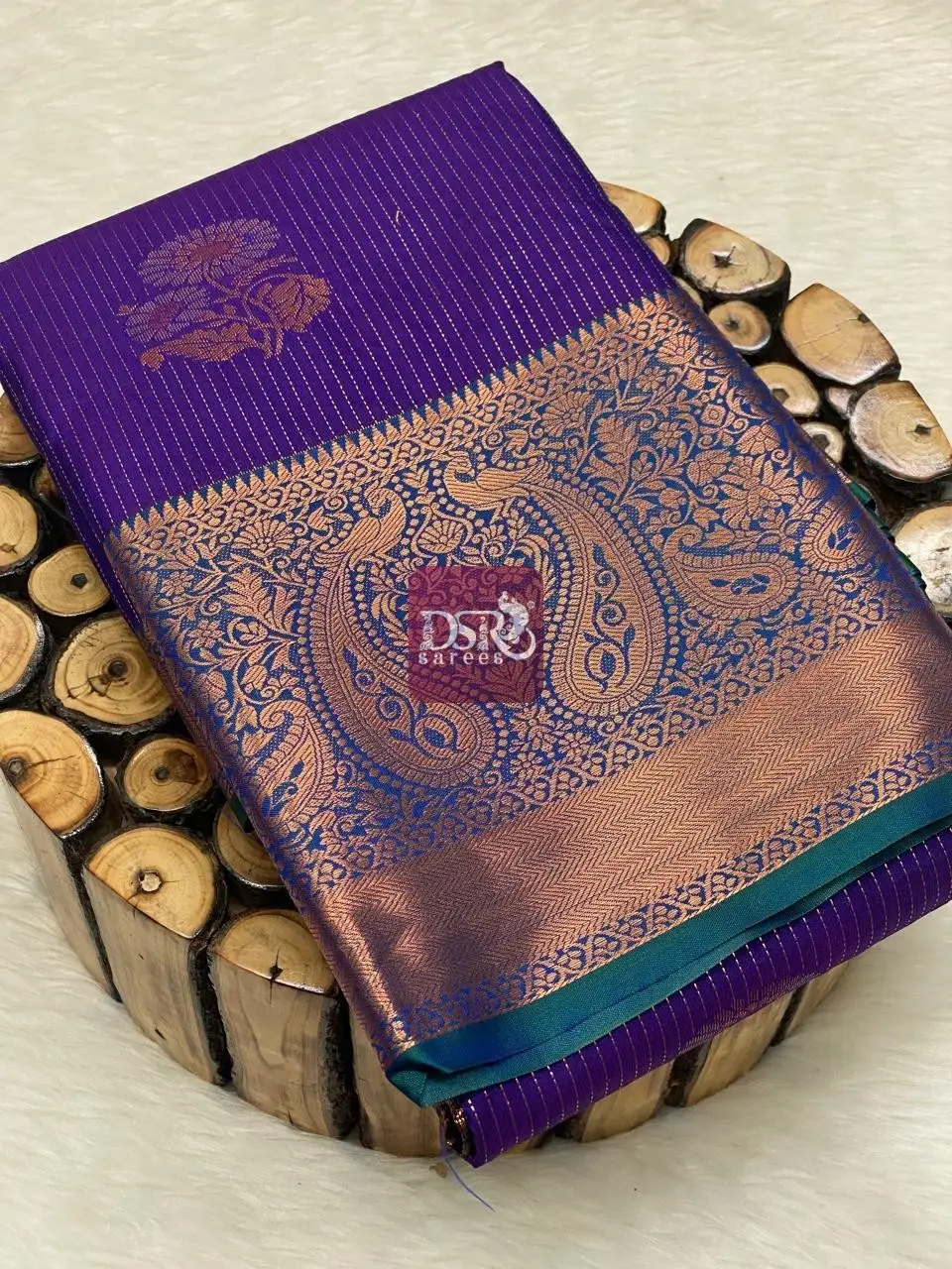 Premium Kanchi Lines Design