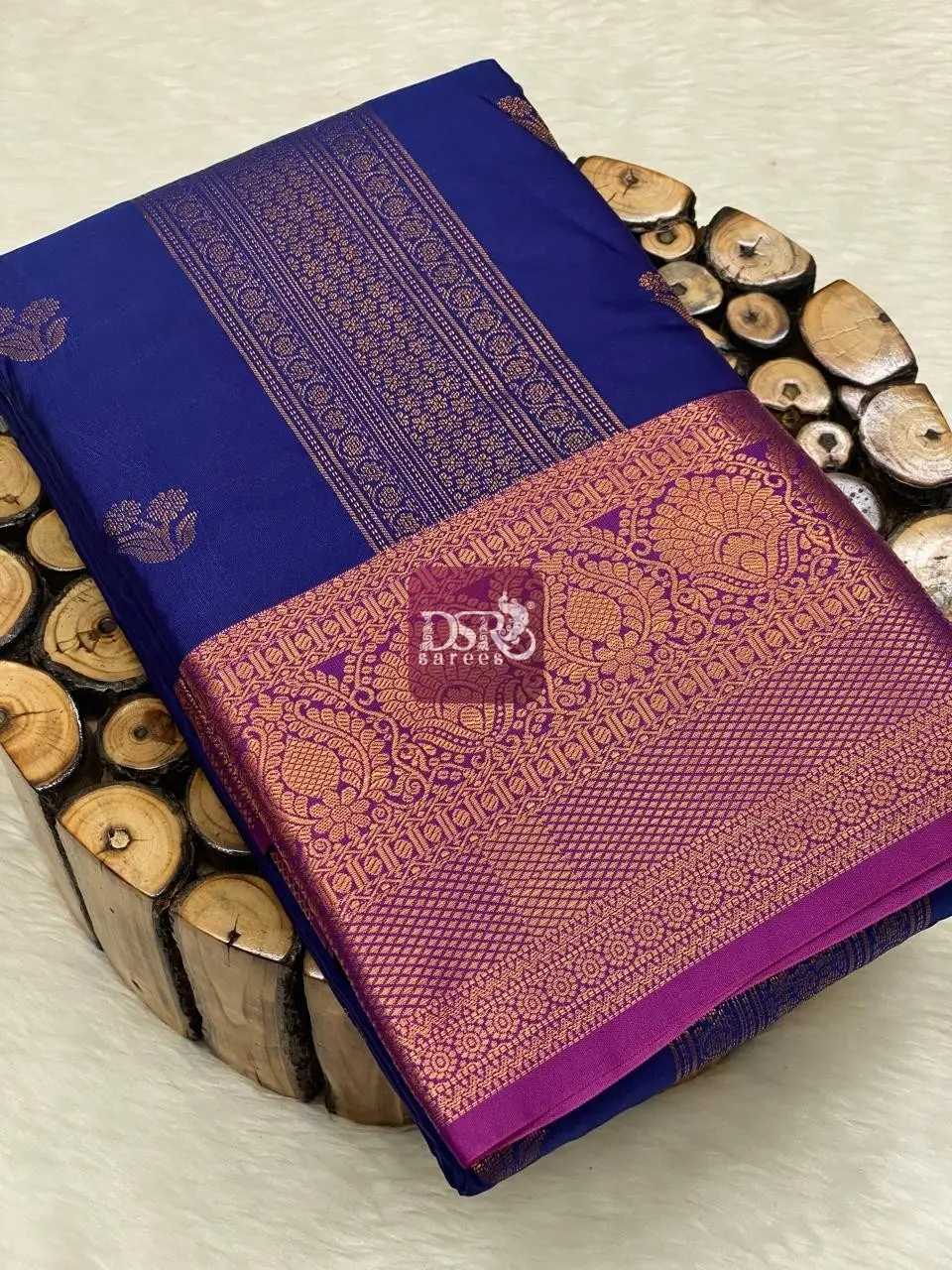 Premium Kanchi Lines Design
