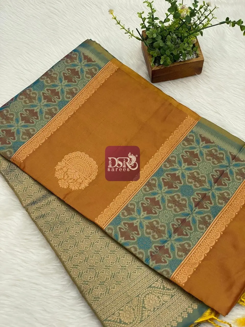 Pochampally Luxury Silk Saree