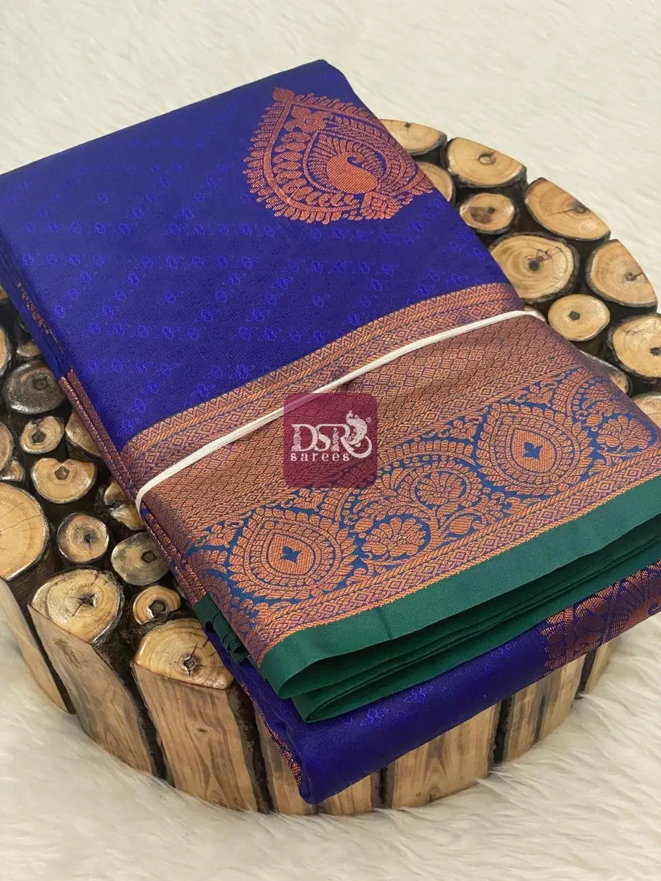 Self Embose Udal Butta Sarees