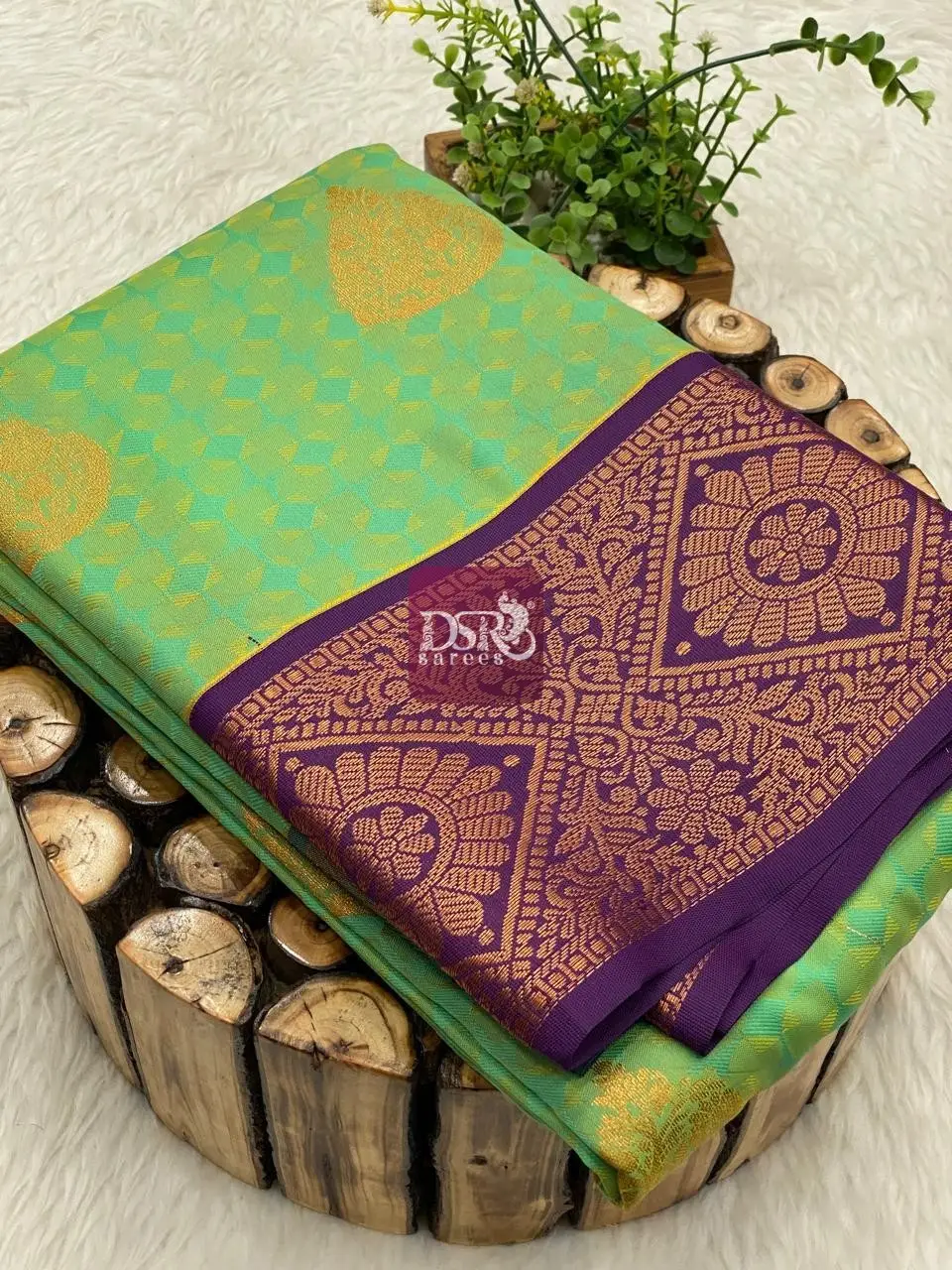 Korvai Border Embose Soft Silk