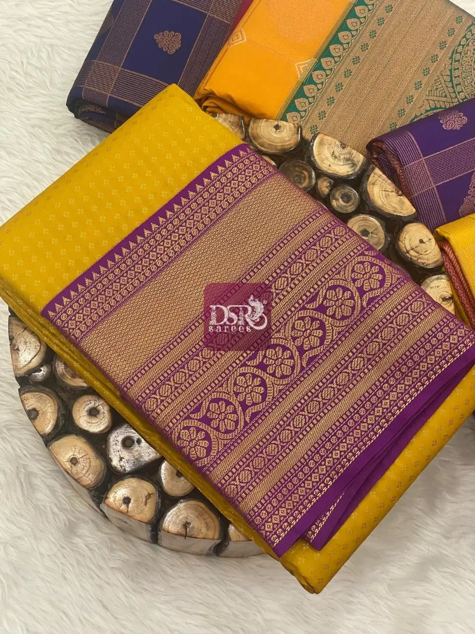 1000 Butta Korvai Border Saree