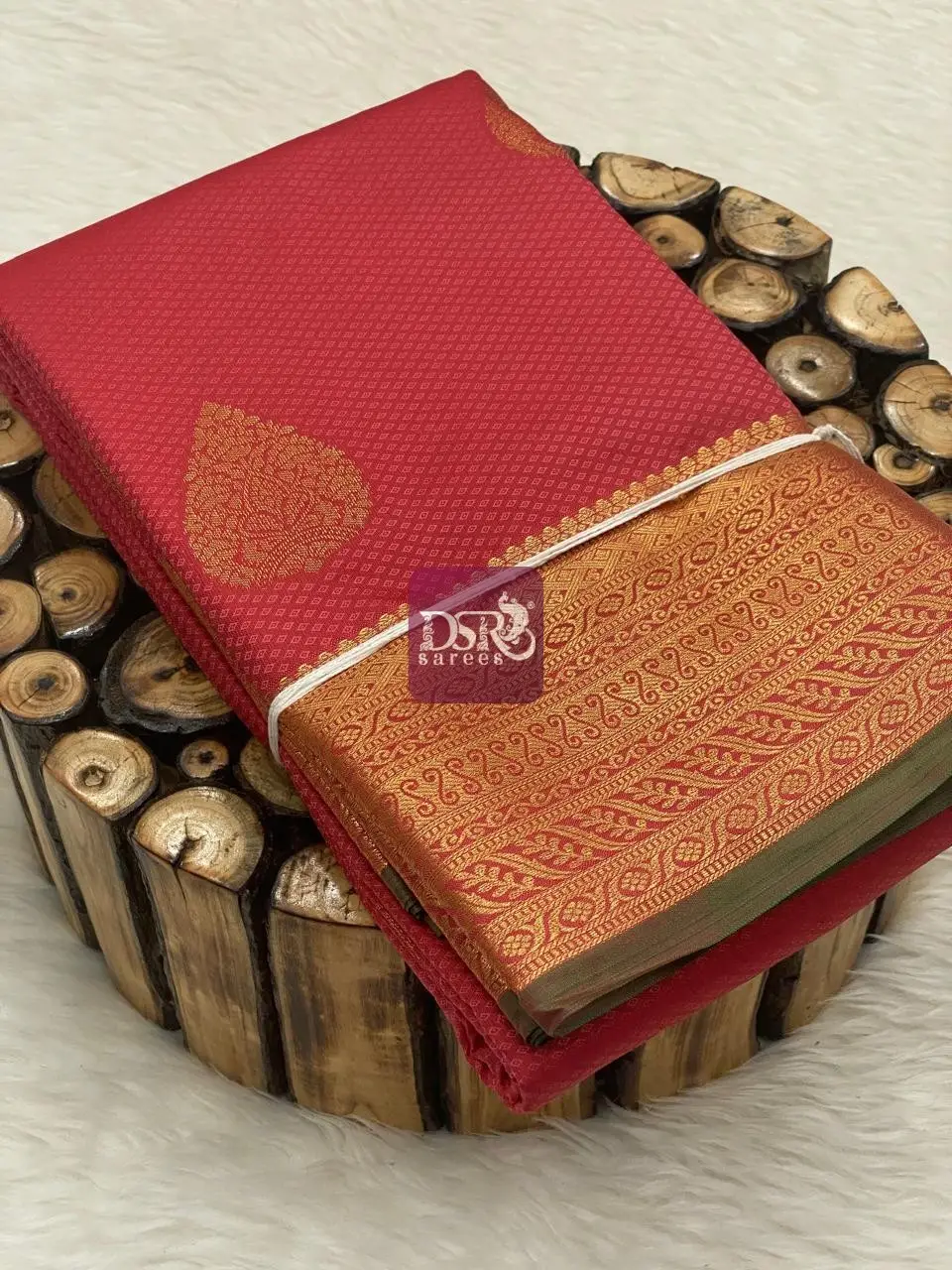 Jacquard Kanchi Pattu Sarees
